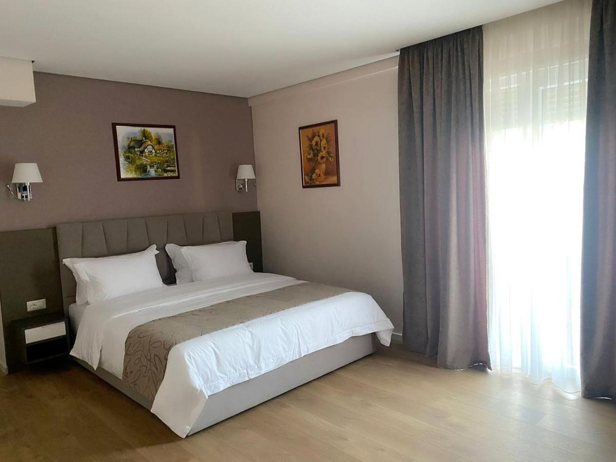 Agsel Hotel & Spa 티라나 외부 사진