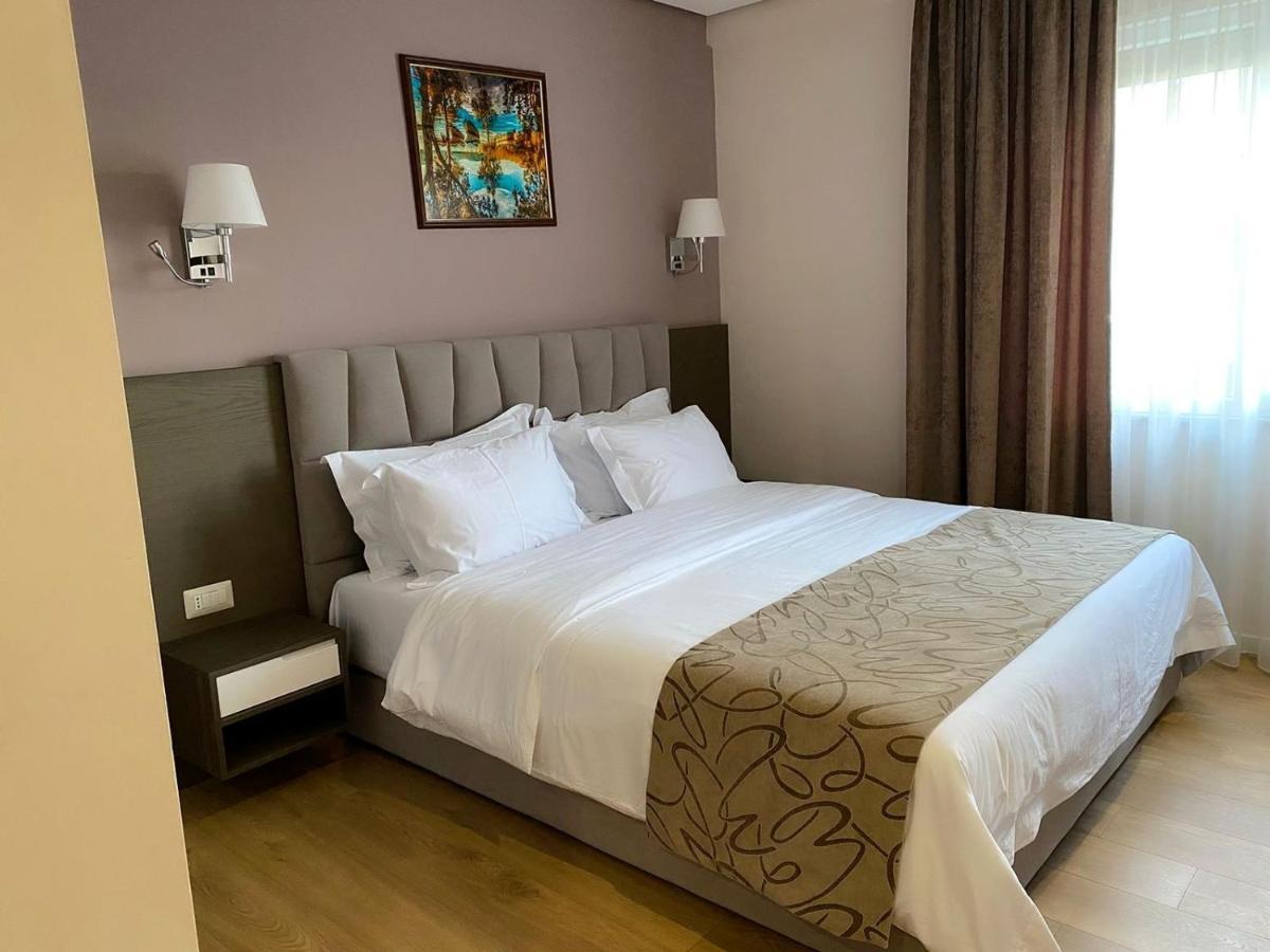 Agsel Hotel & Spa 티라나 외부 사진