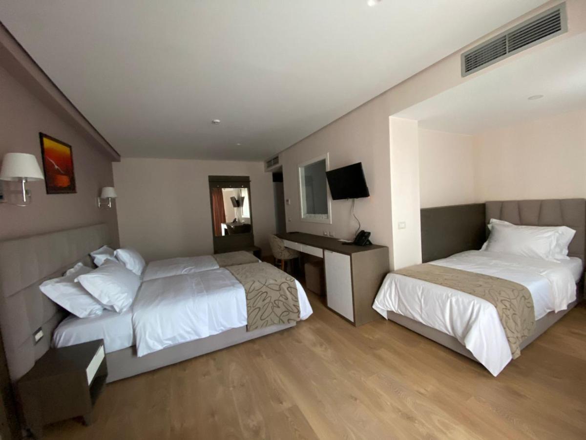 Agsel Hotel & Spa 티라나 외부 사진