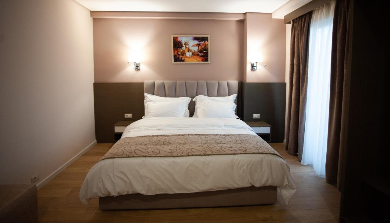 Agsel Hotel & Spa 티라나 외부 사진